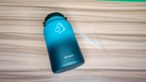 Buzio Half Gallon Insulated Water Bottle